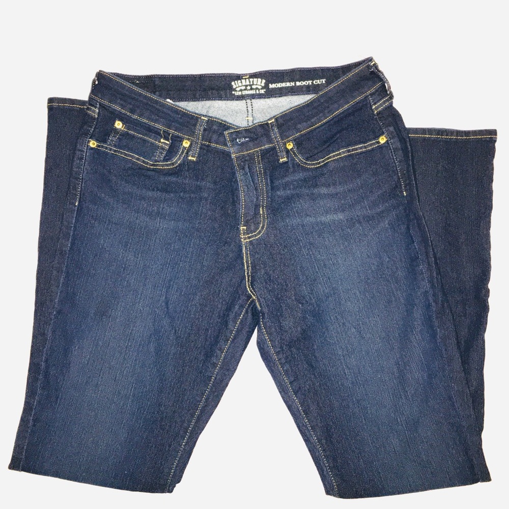 Women’s Levi Signature Modern Boot Cut Jeans NWOT